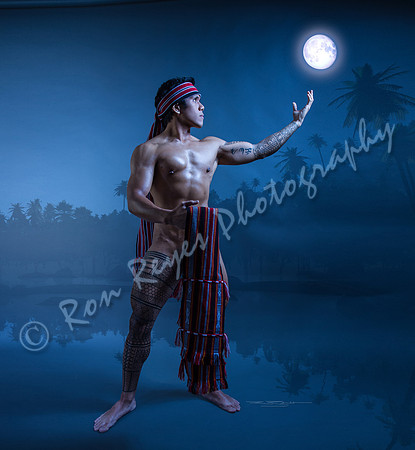 Full Moon 006F_ Keoni Akana