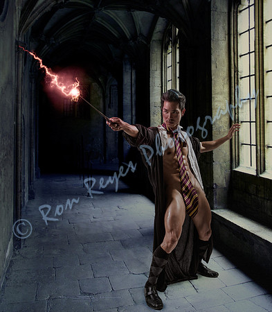 00Z4G_ GRYFFINDOR SuperHeroes 010M_ Professor FondleBum uses the #DISROBING Spell
